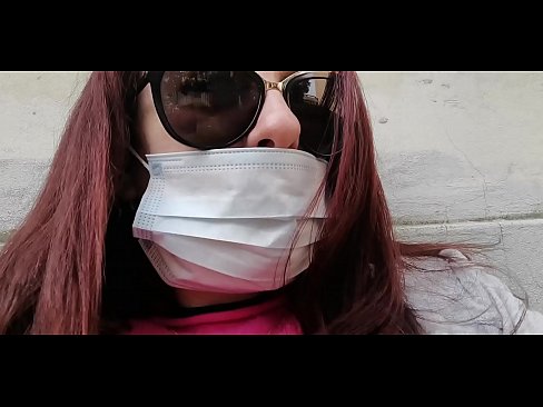❤️ Николетта мстит своему соседу и писает в его гараже (Специальный Covid19 Итальянский карантин) ️ Видео траха на нашем сайте ️