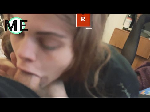 ❤️ Хуй в горле, рваные колготки и рваные пятки приятно познакомиться ️ Видео траха на нашем сайте ️